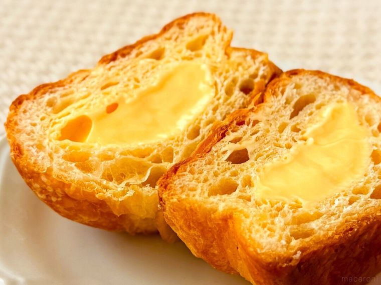 7プレミアム ブリュレデニッシュ カスタードの断面