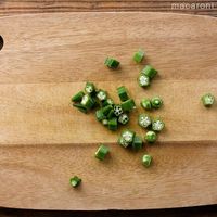 作り方 なめことオクラの味噌汁