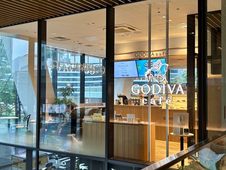 ゴディバカフェの外観