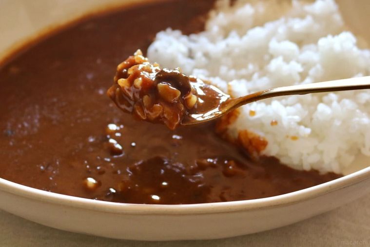 ルーにごはんが絡んでいる