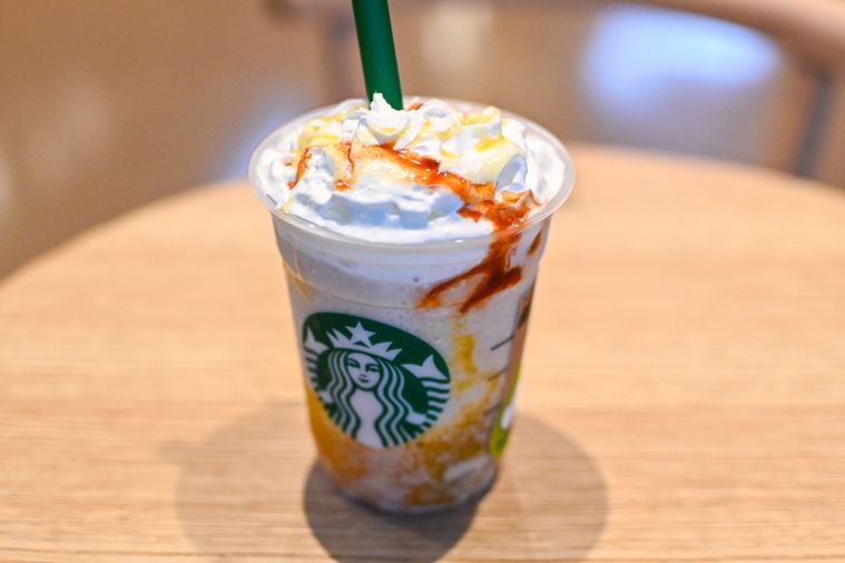 フラペチーノ®を斜めから