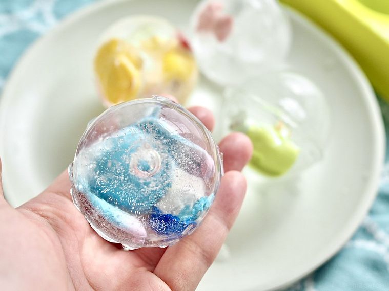 手作りの氷バスボール