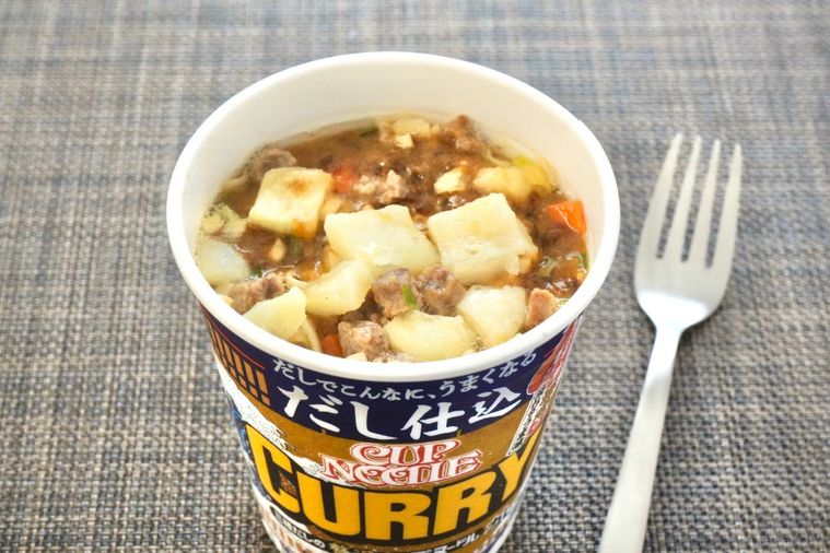 だし仕込でカップヌードルの旨みがアップ日清食品の新作3種を食べ比べの画像