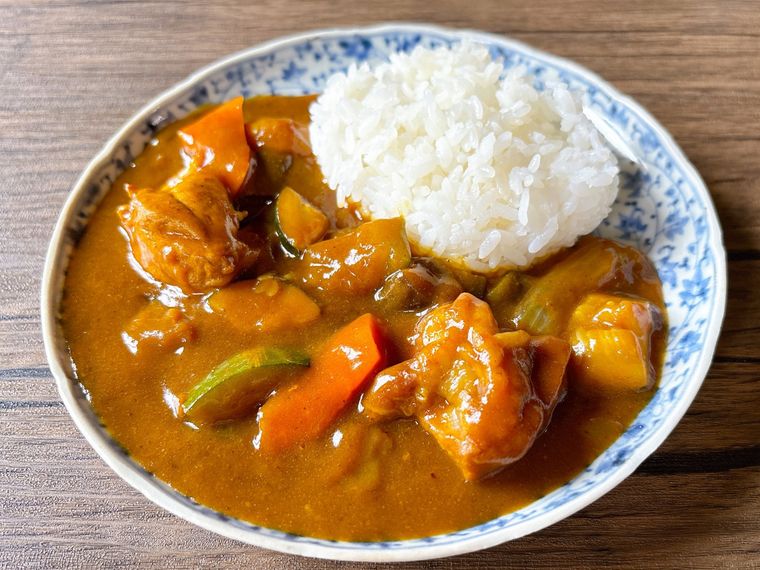 ほかの野菜と同時にズッキーニを入れたカレー