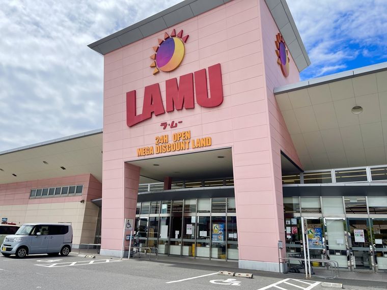 ラ・ムーの店舗外観