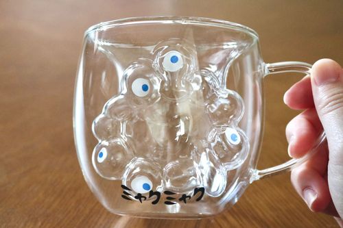 飲み物を入れるとミャクミャクが浮かび上がる！大阪・関西万博「ダブル 