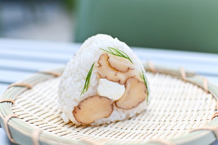 おにぎりのアップ