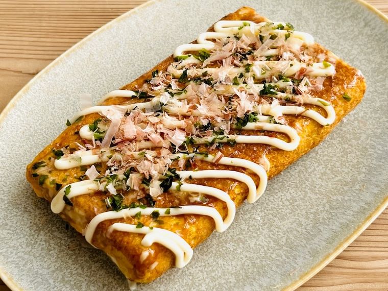 皿に盛られた「たこ焼き風オムレツ」