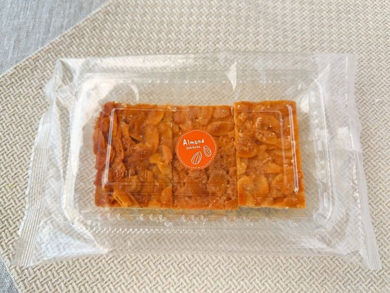 「至福のフロランタン切り落とし 150g」のパッケージ