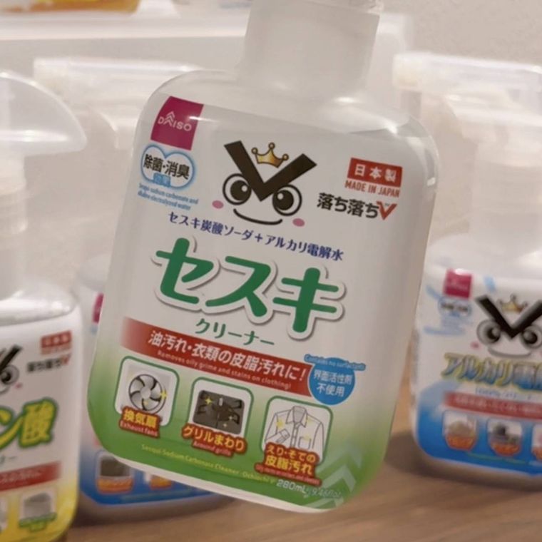 ダイソーのセスキクリーナー