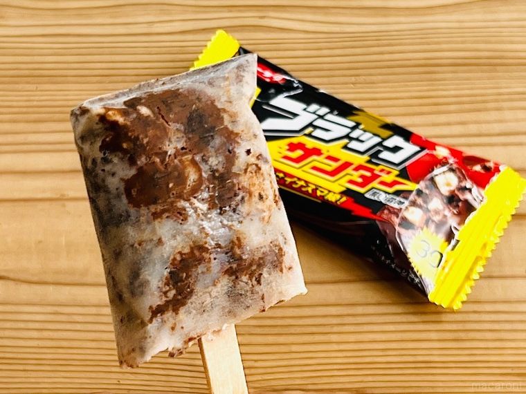 ブラックサンダーで作ったアイスとブラックサンダー