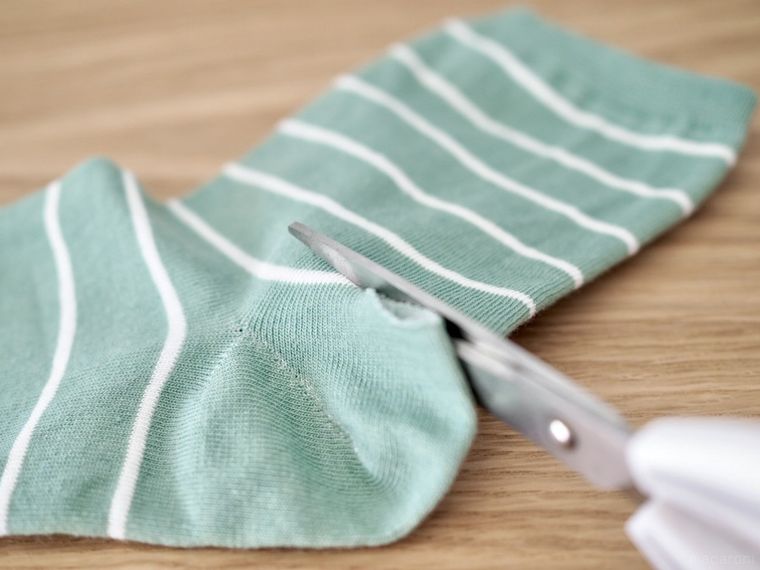 靴下で作る膝あて