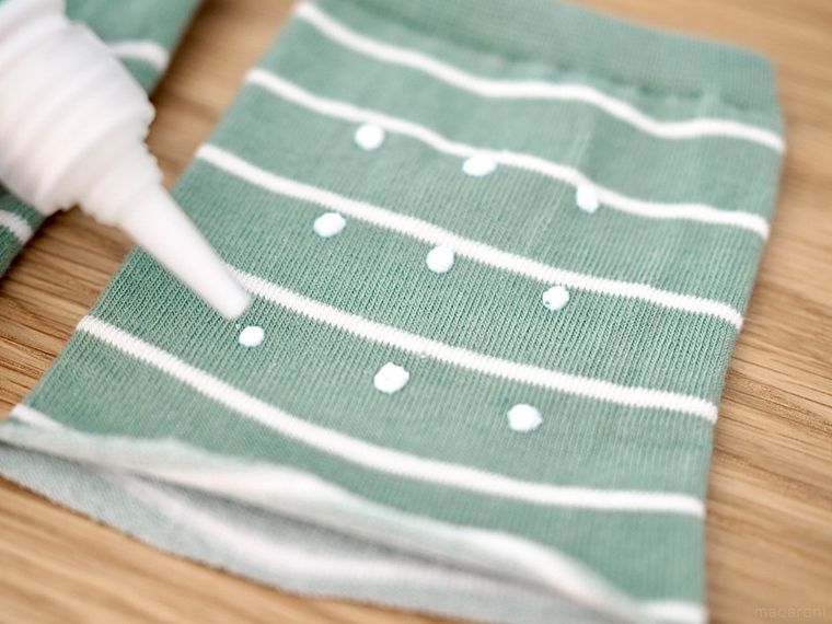 靴下で作る膝あて