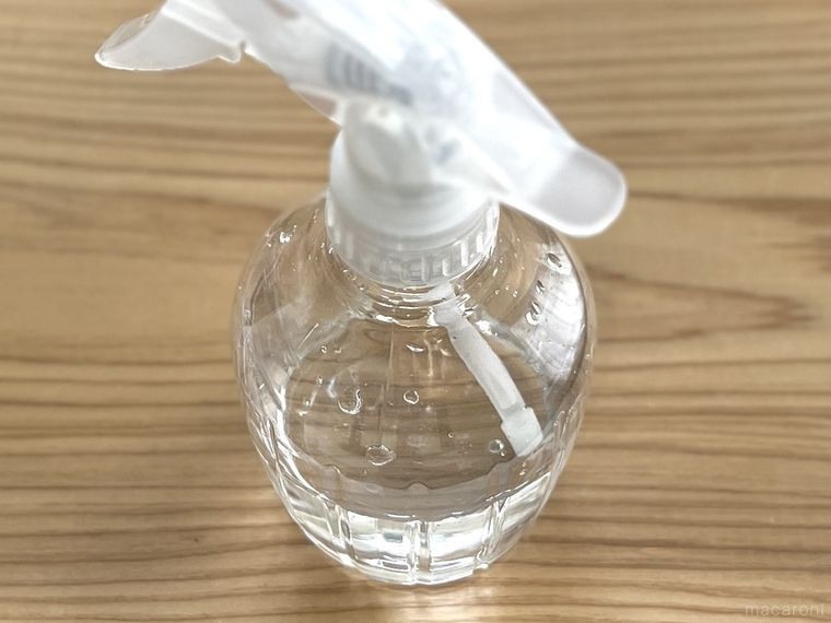 クエン酸水が入ったスプレーボトル