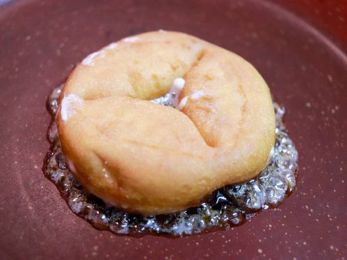 焼きポン・デ・リングの次はこれミスドのもっちゅりんを焼いてみたら答えが出た