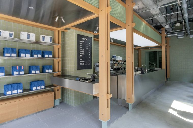 ALCHEMIST Aoyama（青山店）