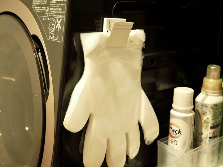 ダイソー吊り下げて使えるポリエチレン手袋