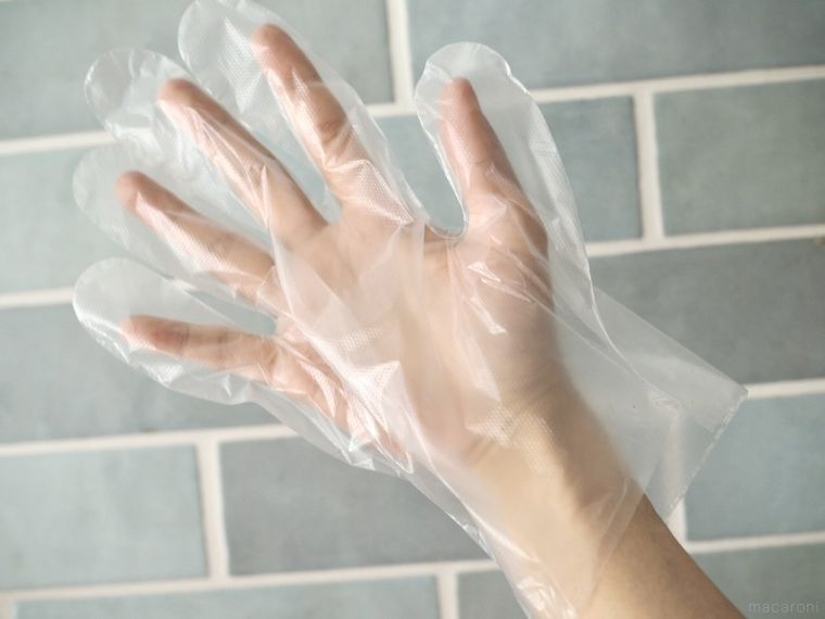 ダイソー吊り下げて使えるポリエチレン手袋