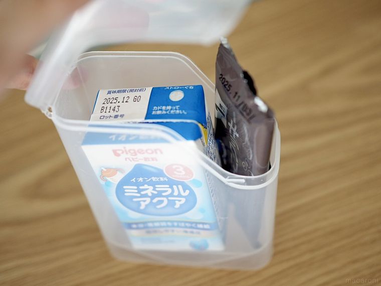 パックジュースとおやつ