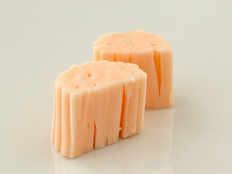 まるでホタテグミ 白桃の断面