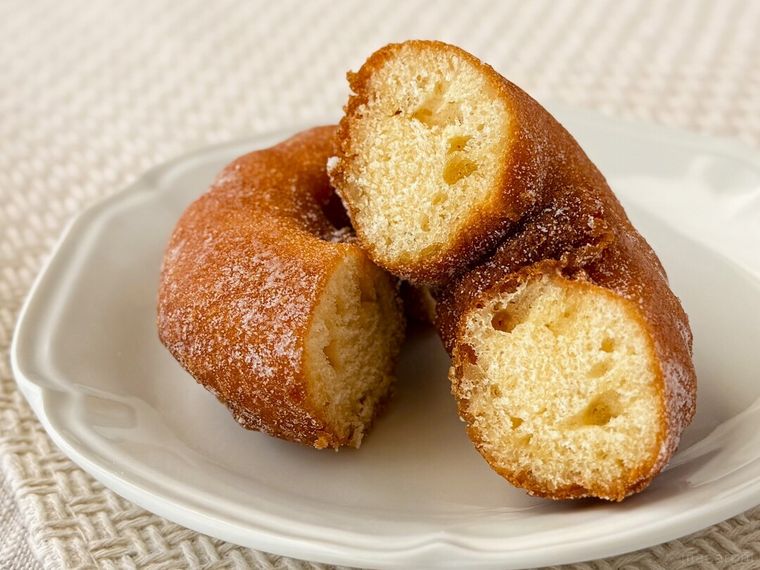 フジパン「ヤングドーナツ大きくしてみました！！」の断面