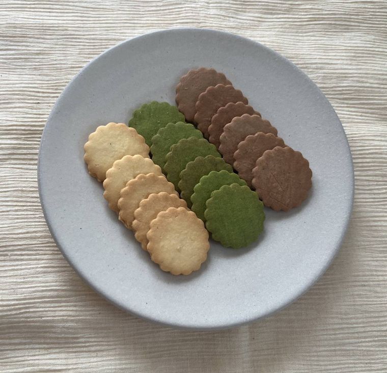 プレーン、抹茶、ココア3種類のクッキー