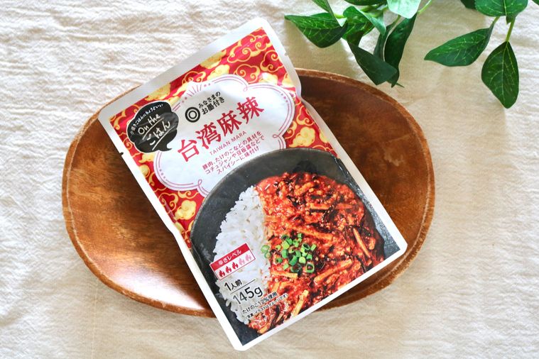 On the ごはん 台湾麻辣のパッケージ