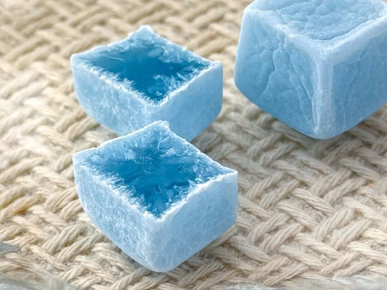 セブンプレミアム グミカク サイダー風味の断面