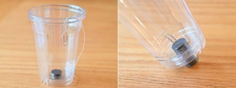 ふたつのカップを重ねたものと、磁石にクリップがついている状態のもの