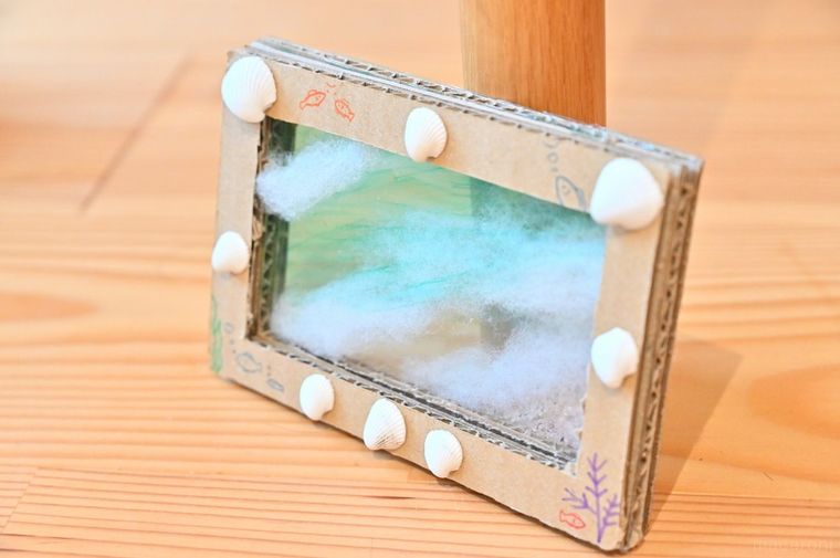 木の柱に立てかけている3Dイラスト