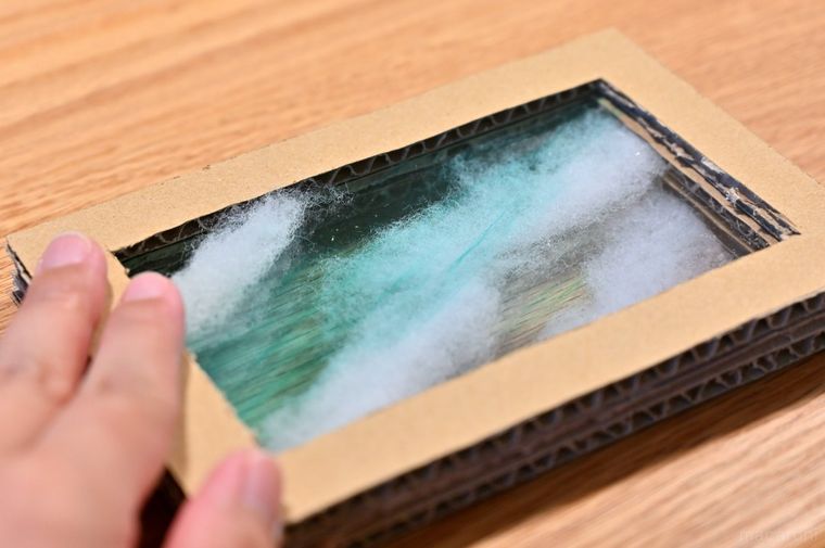 3枚のイラストを重ねている