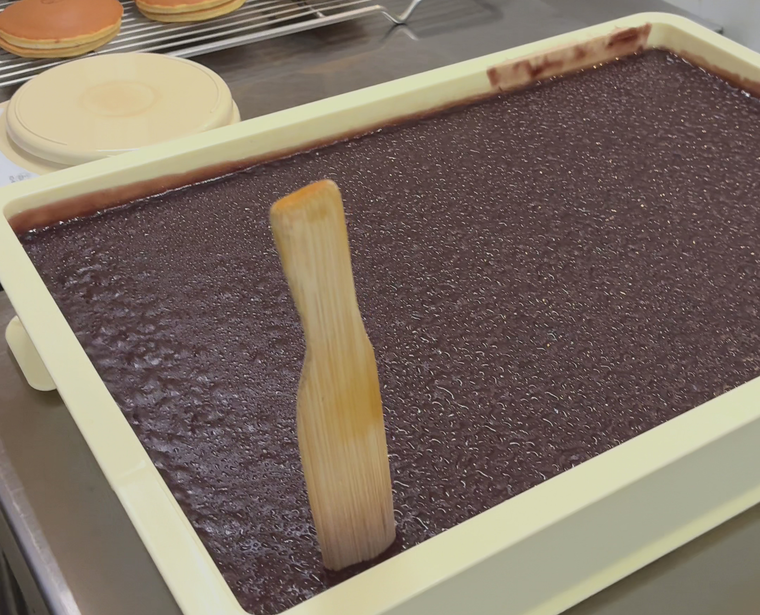 あんこがたっぷりはいった箱