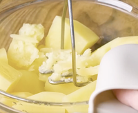 作り方 じゃがいもとベーコンの春巻き