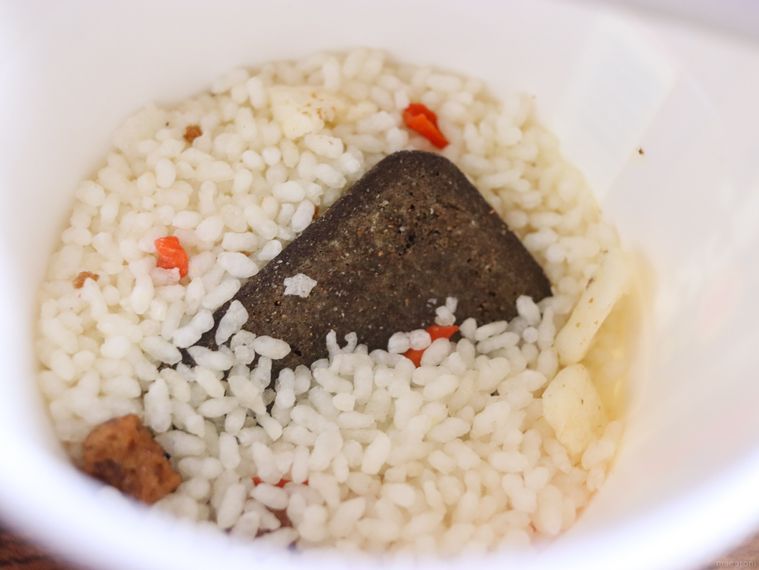 カレーメシ 欧風ビーフの中身