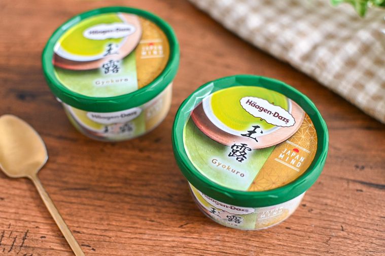 アイスのカップのアップ