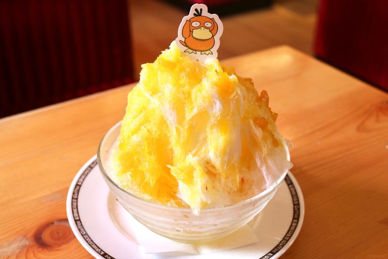 コダックのマンゴーミルク氷コダックピック付き