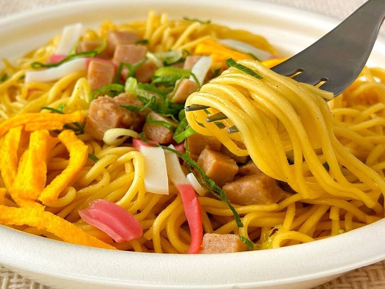 ファミマのハワイアンフェア商品11種を食べ比べクア・アイナ監修のサンドやマラサダなどが勢ぞろいの画像