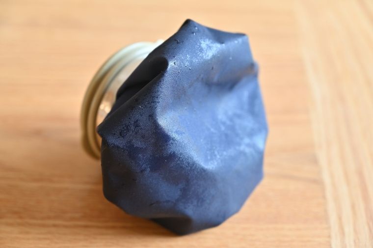 結露している氷のう