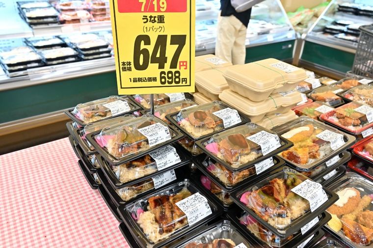 うな重の販売コーナー