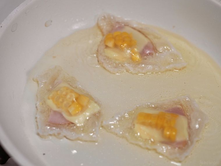 揚げ焼きにしているところ