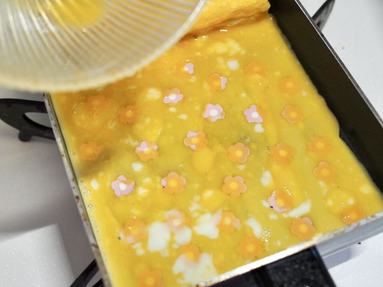 卵液を流したら完成