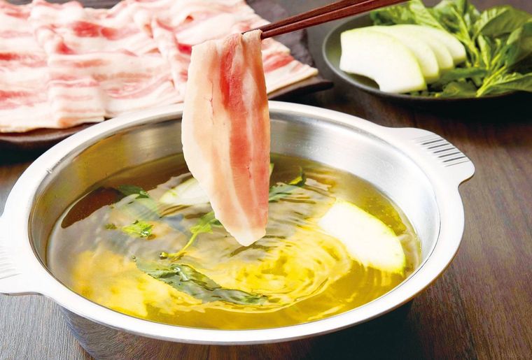 夏野菜と厳選五種の旨みだし 山形恵み豚しゃぶ