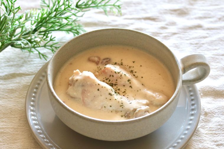 器に入れたシュクメルリ