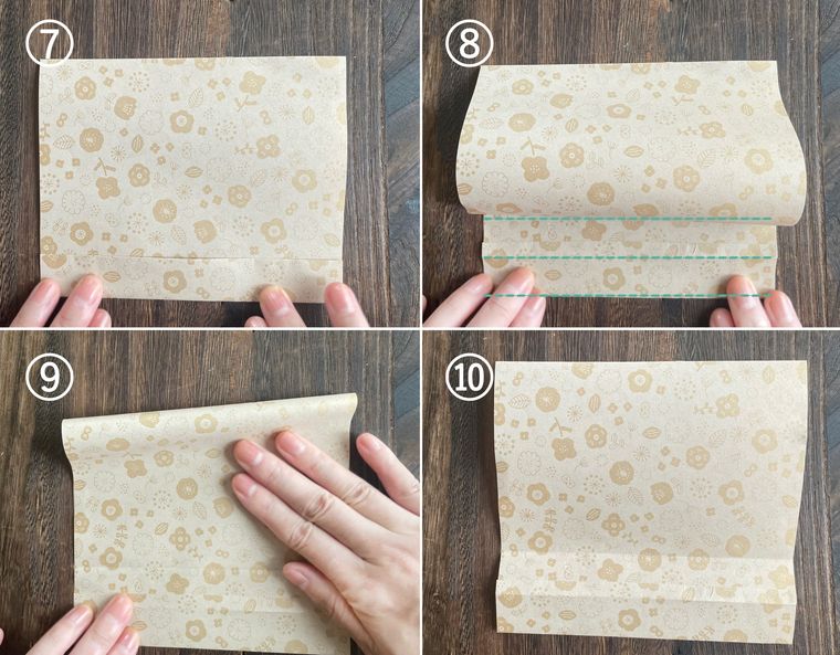 折り紙を折って紙袋を作っている写真