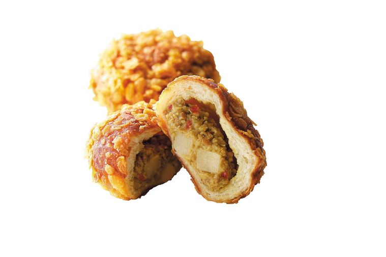 2. 旨辛やみつきグリーンカレーパン