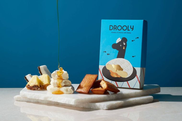 フィナンシェトロピカルカマンベール with ハニーも好評販売中