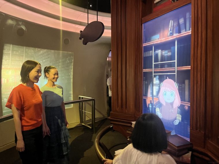 SPYFAMILY XRライド オペレーション・ハイパードライブの待機列アトラクション