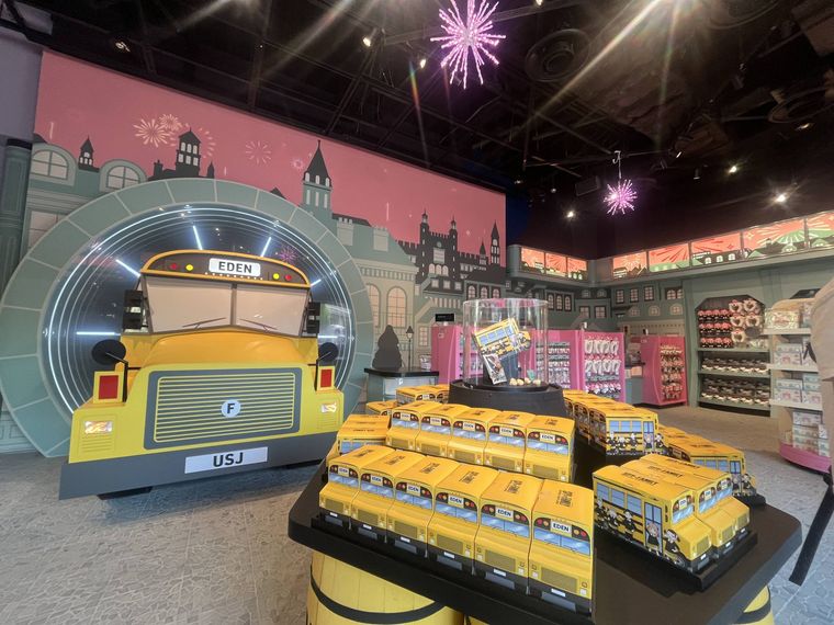 SPYFAMILYコラボのお土産ショップ