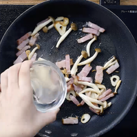 作り方 しめじとベーコンのペペロンチーノ