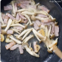 作り方 しめじとベーコンのペペロンチーノ